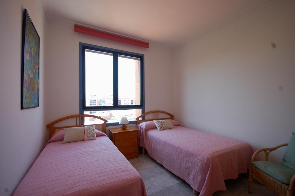 Lets Holidays Apartment Sea Views In Barcelona Quarto foto
