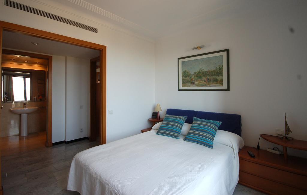 Lets Holidays Apartment Sea Views In Barcelona Quarto foto